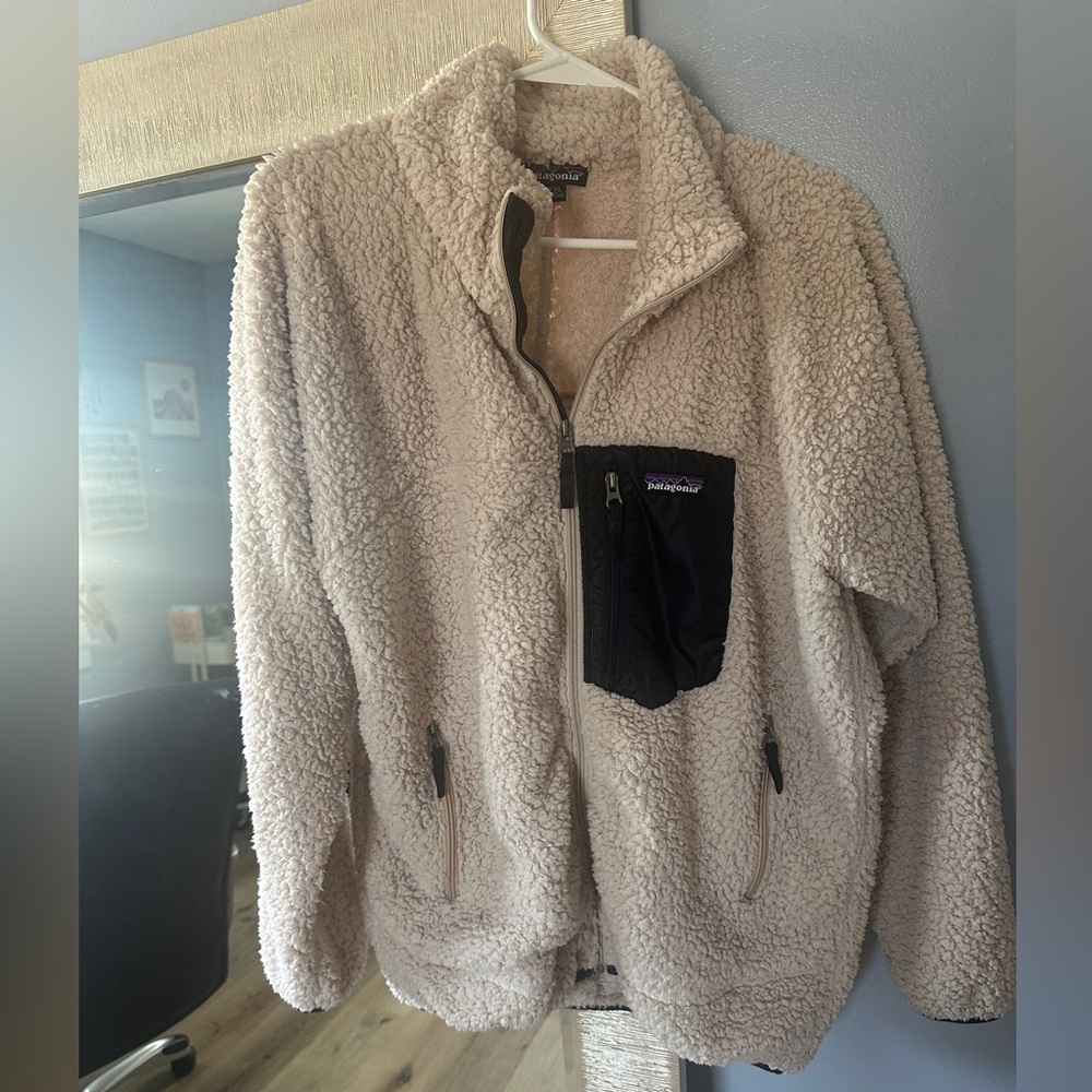 Patagonia fuzzy jacket, size XXL (fits like XL)